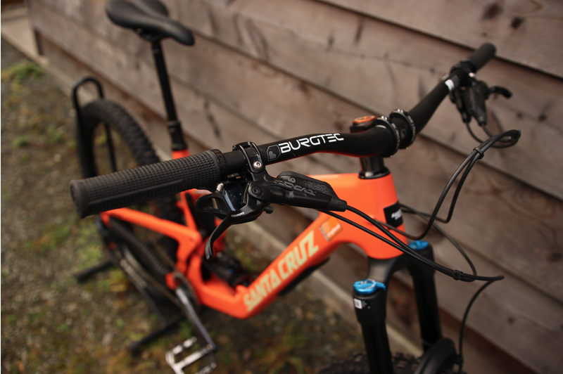 Current Demo Bike - Santa Cruz Bronson C S Model 23 - Large Sockeye Sal-6